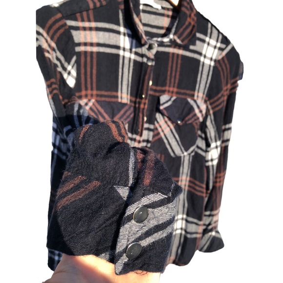 Dex blouse black white brown smooth soft with pockets - Picture 4 of 6